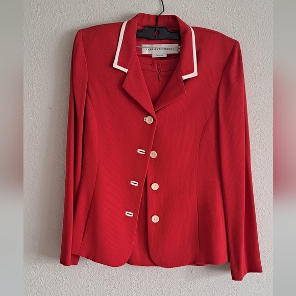 Garlfield And Mark Jackets & Blazers - EUC Vintage Deadstock Garfield And Mark Red & White Trim Blazer & Skirt Size 4